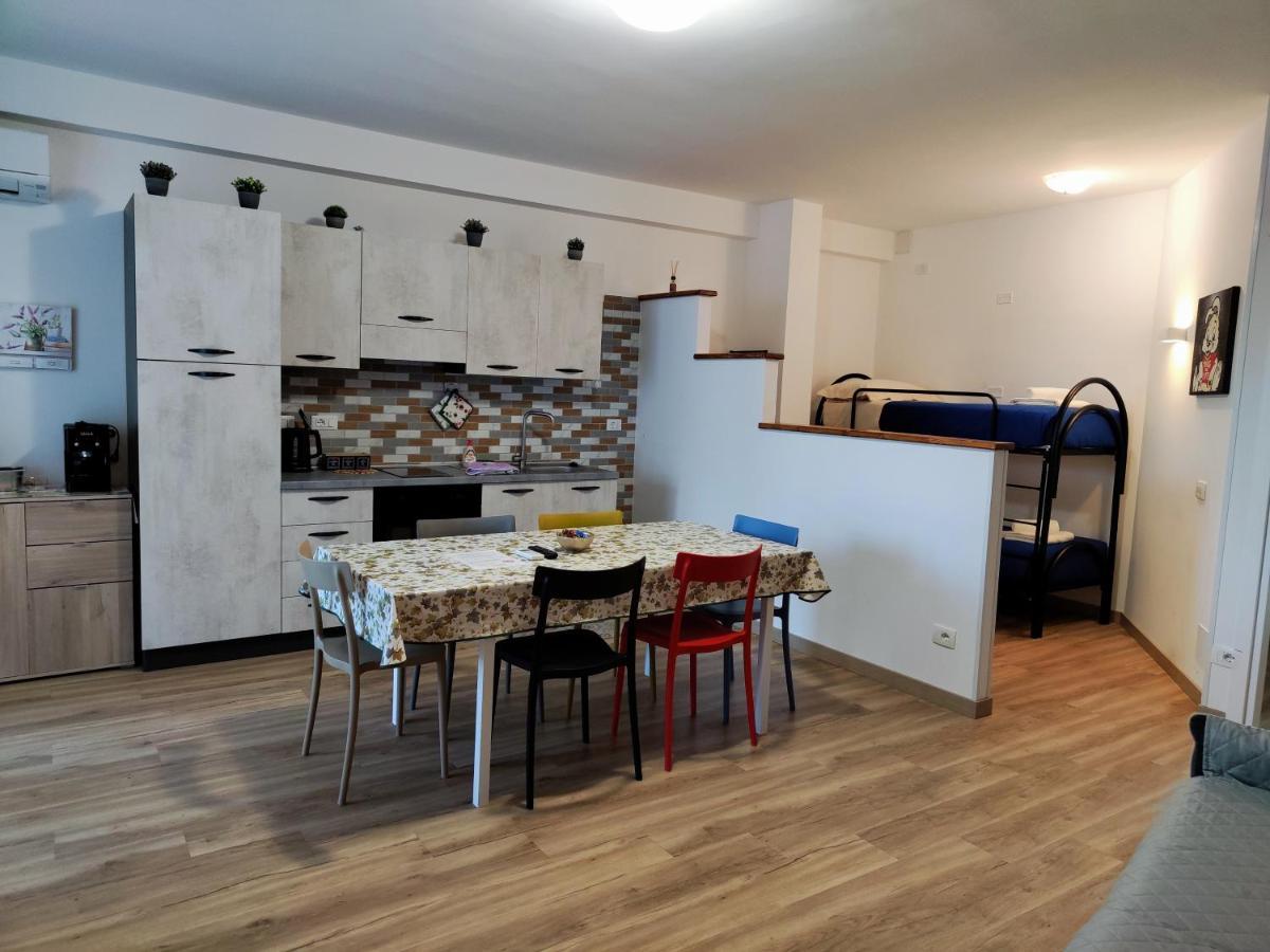 פסקיארה דל גארדה La Palma Apt Peschiera מראה חיצוני תמונה